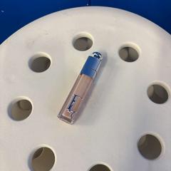 リップグロス がiLostで IKEA新宿 によって報告されました