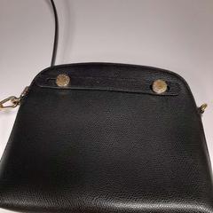 Borsetta, come riportato da IKEA Praha – Zličín utilizzando iLost