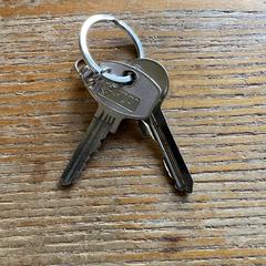 2 huissleutels, jak bylo nahlášeno na iLost