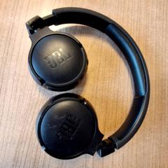 ヘッドホン がiLostで Qbuzz DMG によって報告されました
