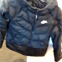 Jaqueta infantil Zwart donsjack, segons ha informat EBS Tramplein mitjançant iLost