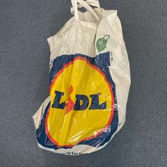 Väska, rapporterat av Breng Arnhem med iLost