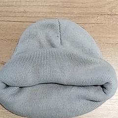 Kleding - Muts grijs, jak nahlášeno Centraal magazijn pomocí iLost