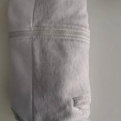 Kleding -vest, a été signalé par Regio Antwerpen - Brussel utilisant iLost