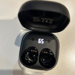 Pouzdro na airpods Solix airpods doosje zwart, jak nahlášeno Gemeente Zevenaar pomocí iLost