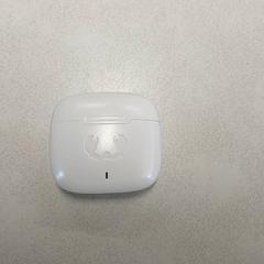 Elektronika - Draadloze oortjes, zgłoszono przez Centraal magazijn przy użyciu iLost