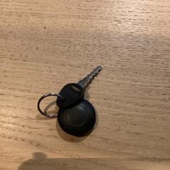 キーホルダー がiLostで Poppodium 013 によって報告されました