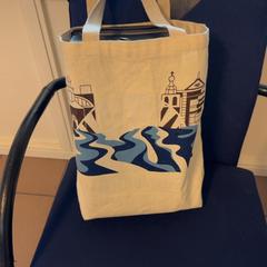 Bolsa tote, segundo informou Blauwnet Zwolle usando iLost