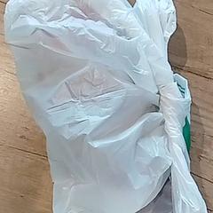 Poltsa - plastieken tas, gisa salatu by Centraal magazijn iLost erabiliz