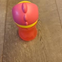 Láhev na pití Roze, jak nahlášeno DierenPark Amersfoort pomocí iLost