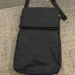 Taška met DJ set, jak nahlášeno Jaarbeurs pomocí iLost