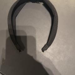 Banda para la cabeza, ha sido reportado por Van der Valk Hotel Houten con iLost