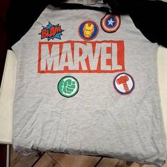 T-shirt Marvel, zoals gemeld door IKEA Caen Fleury-sur-Orne met iLost