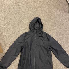 Jas zwart Primark, zoals gemeld door Cursus en vergadercentrum Domstad met iLost