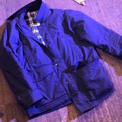 ジャケット Blauw がiLostで De Heeren van Aemstel によって報告されました