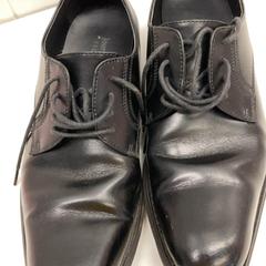 Des chaussures, a été signalé par IKEA新三郷 utilisant iLost