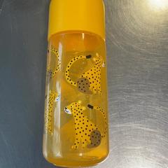 Baby fles, a été signalé par Burgers' Zoo utilisant iLost