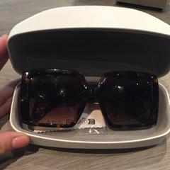 Sunglasses Michael Kors, as reported by Van der Valk Hotel Vianen using iLost