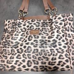 Bag, as reported by Qbuzz servicepunt  Emmen using iLost