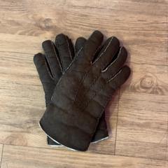 Rukavice, jak nahlášeno Arriva Limburg Noord pomocí iLost