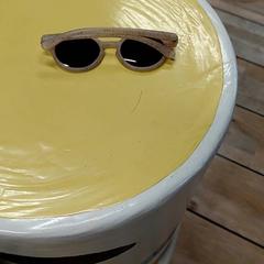 Solbriller, som rapportert av IKEA Lille ved bruk av iLost