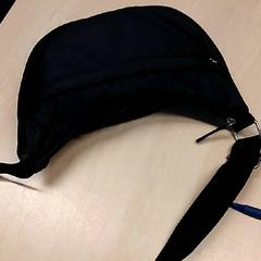 Bolsa de hombro, ha sido reportado por RET con iLost