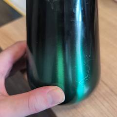 Tazza termica, come riportato da Pathé Zwolle utilizzando iLost