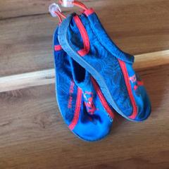 Sapato, como reportado por Attractie- & Vakantiepark Slagharen utilizando o iLost