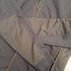 Vest, as reported by Rotterdam The Hague Airport using iLost