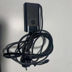 Oplader HP 65W, zoals gemeld door Cursus en vergadercentrum Domstad met iLost