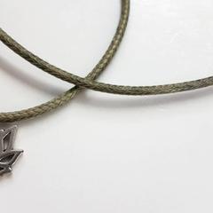 Náhrdelník, jak nahlášeno Beeld & Geluid Hilversum pomocí iLost