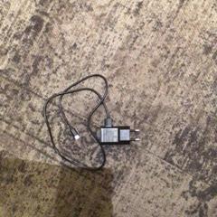 Adaptér USB-C lader zwart. Gevonden op 22-01, ako bolo nahlásené Van der Valk Rotterdam Blijdorp pomocou iLost