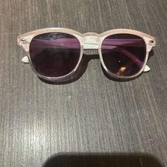 Sunglasses, as reported by Hotel Apeldoorn using iLost