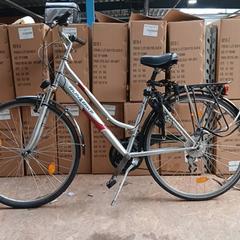 دراجة نسائية Run&Bike Zilver-Rood-Zwarte letters، كما تم الإبلاغ عنه بواسطة Fietsdepot Hasselt عبر iLost