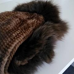 Kleding - sjaal, rapporterat av Regio Antwerpen - Brussel med iLost