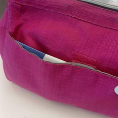 Trousse Fushia, segons ha informat IKEA Clermont Ferrand mitjançant iLost