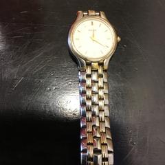 Náramkové hodinky, ako bolo nahlásené Qbuzz U-OV pomocou iLost