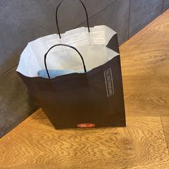 Taška, jak nahlášeno Designer Outlet Roosendaal pomocí iLost