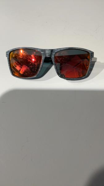 Eguzkitako betaurrekoak Grey frame brown glasses