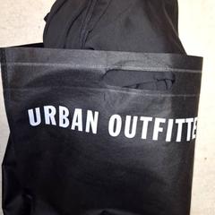 Tasje kleding, jak nahlášeno Qbuzz DMG pomocí iLost