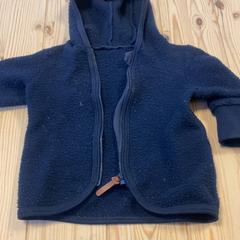 Baby jasje, zoals gemeld door hoop Kirche - Campus Bremen met iLost