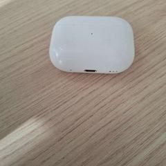 Airpods fodral Airpodscase, rapporterat av Arriva West-Brabant med iLost