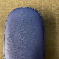 Almofada Blue, como reportado por MEININGER Hotel Brussels City Center utilizando o iLost