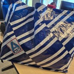 Bossa Aldi, segons ha informat Connexxion Zeeland mitjançant iLost