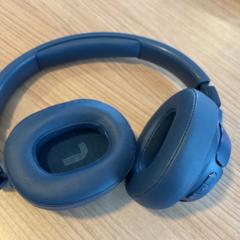 Hodetelefoner, som rapportert av Breng Arnhem ved bruk av iLost