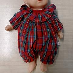 人形 Corolle がiLostで IKEA Brest Guipavas によって報告されました