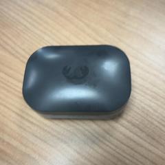 Casque audio, a été signalé par Connexxion Amstelland-Meerlanden Schiphol Noord utilisant iLost