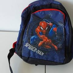 Sac à dos - Liibaan, a été signalé par Centraal magazijn utilisant iLost