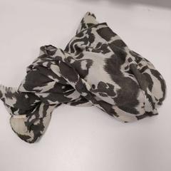 Scarf, as reported by IKEA Åsane using iLost