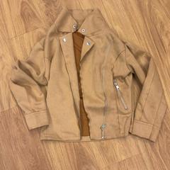 Dzseki, amint azt GVB az iLost segítségével jelentette.